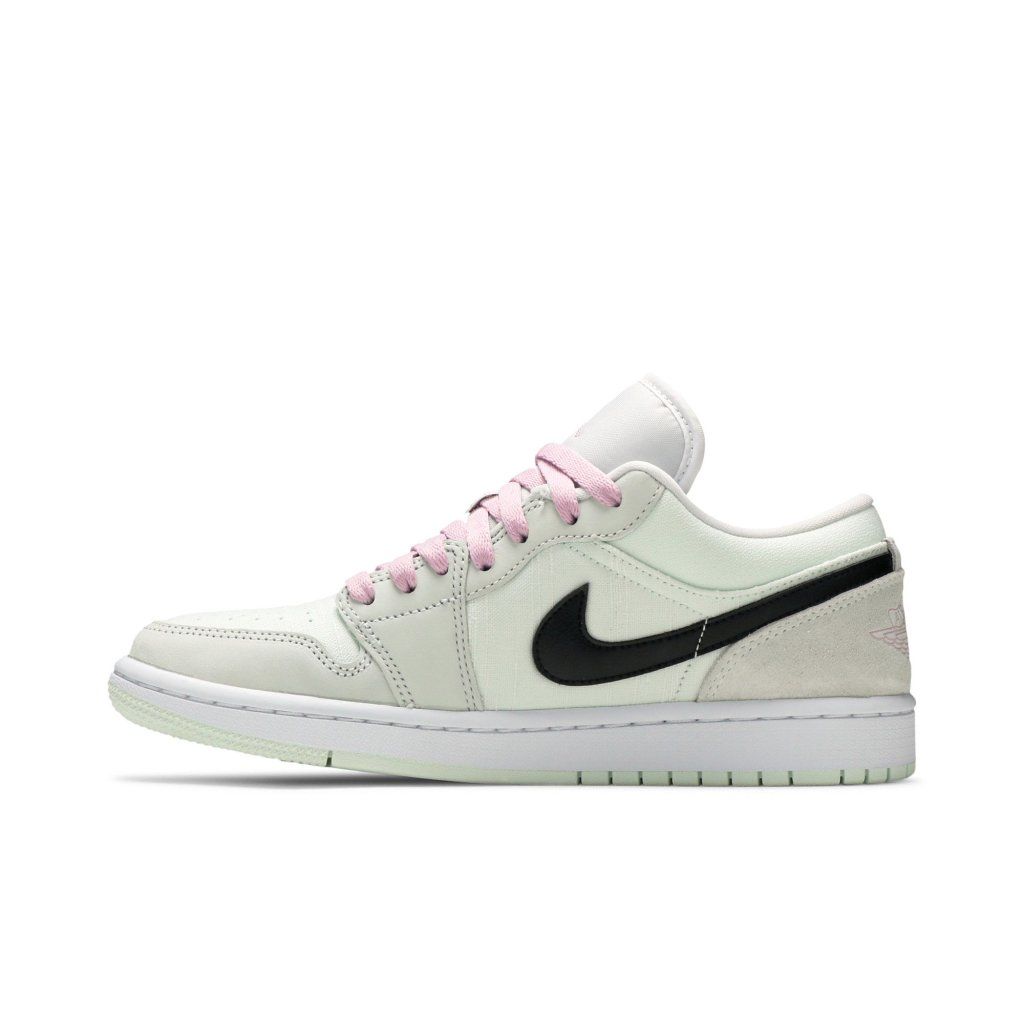 Air Jordan 1 Low SE Barely Green (W)
