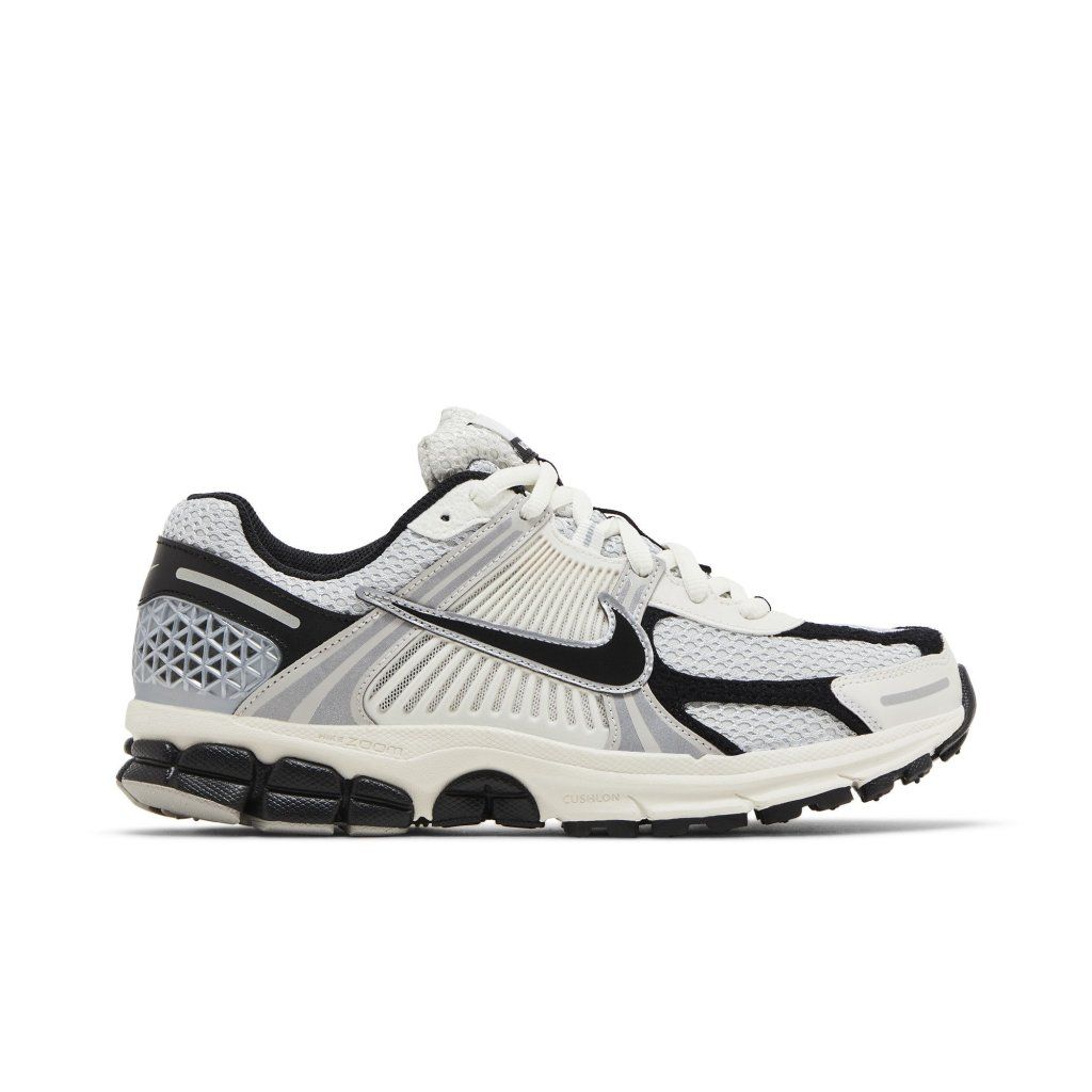 Nike Zoom Vomero 5 Photon Dust Black (W)