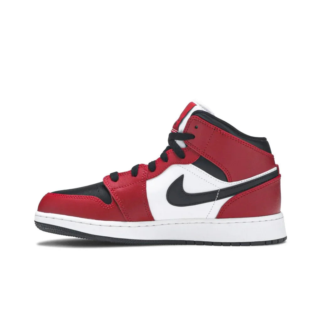 Air Jordan 1 Mid Chicago Black Toe (GS)