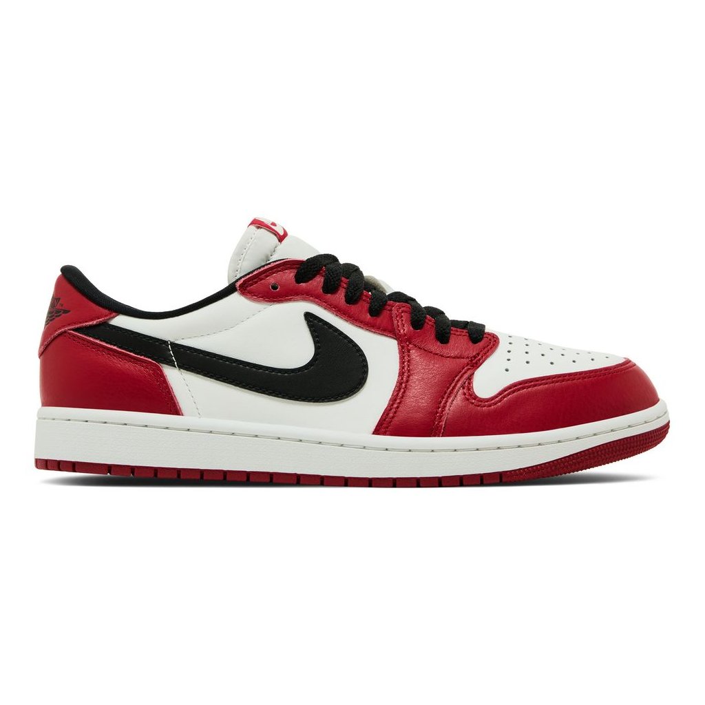Air Jordan 1 Retro Low OG Chicago (2025)