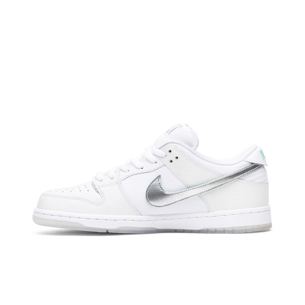 Nike SB Dunk Low Diamond Supply Co. White Diamond