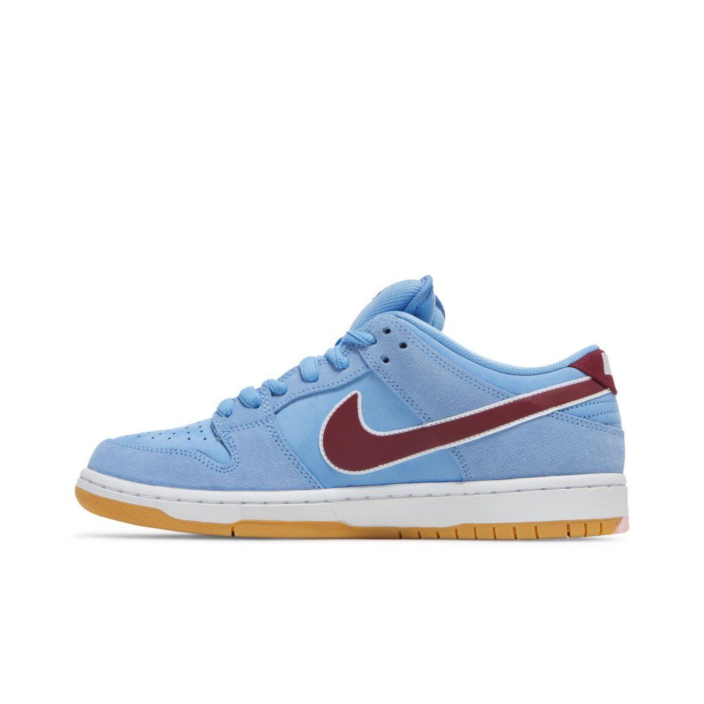 Nike SB Dunk Low Philadelphia Phillies