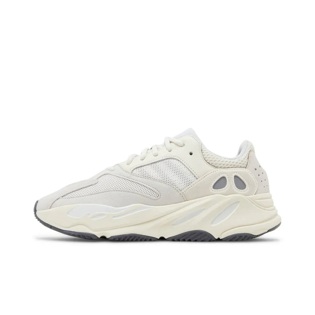 adidas Yeezy Boost 700 Analog boty