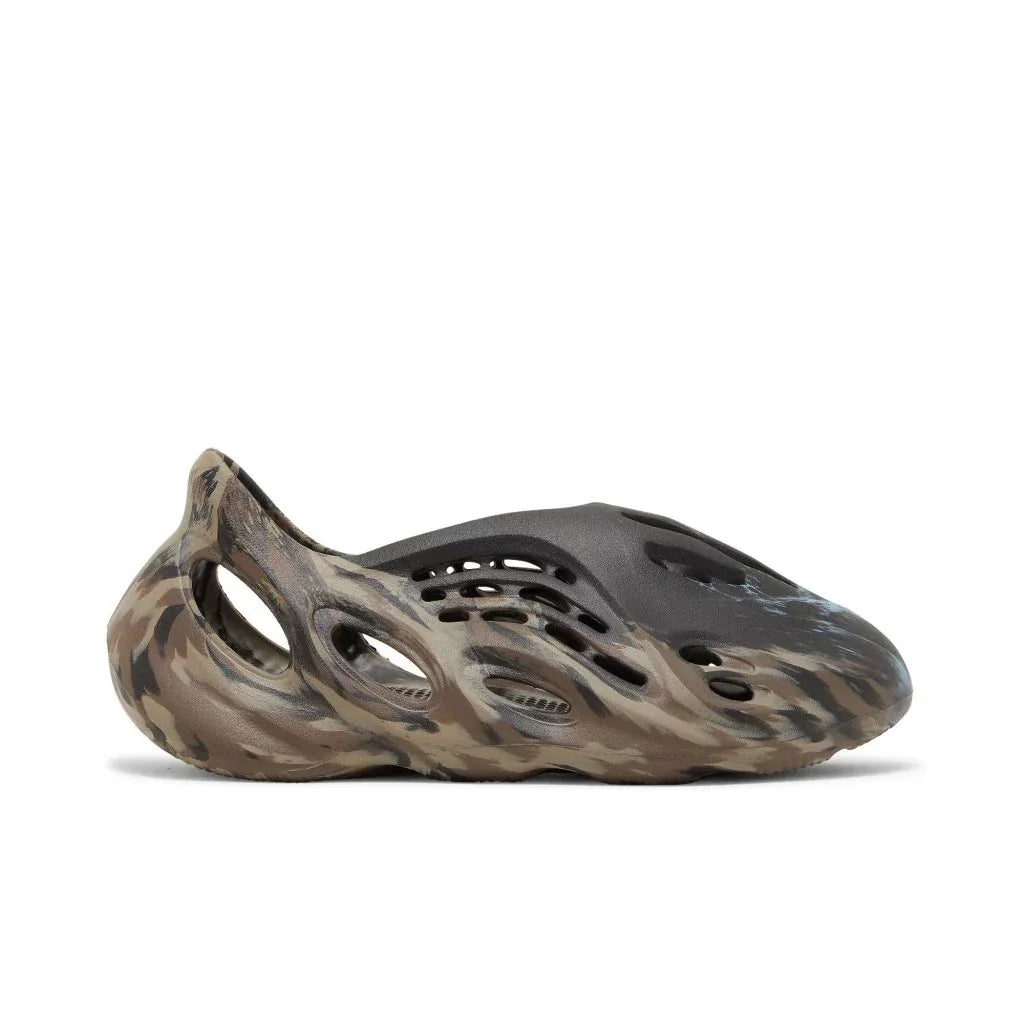 adidas Yeezy Foam RNR MX Cinder boty