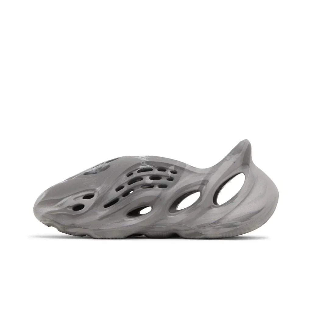 adidas Yeezy Foam RNR MX Granite boty