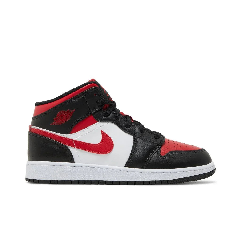 Air Jordan 1 Mid Black Fire Red dětské tenisky