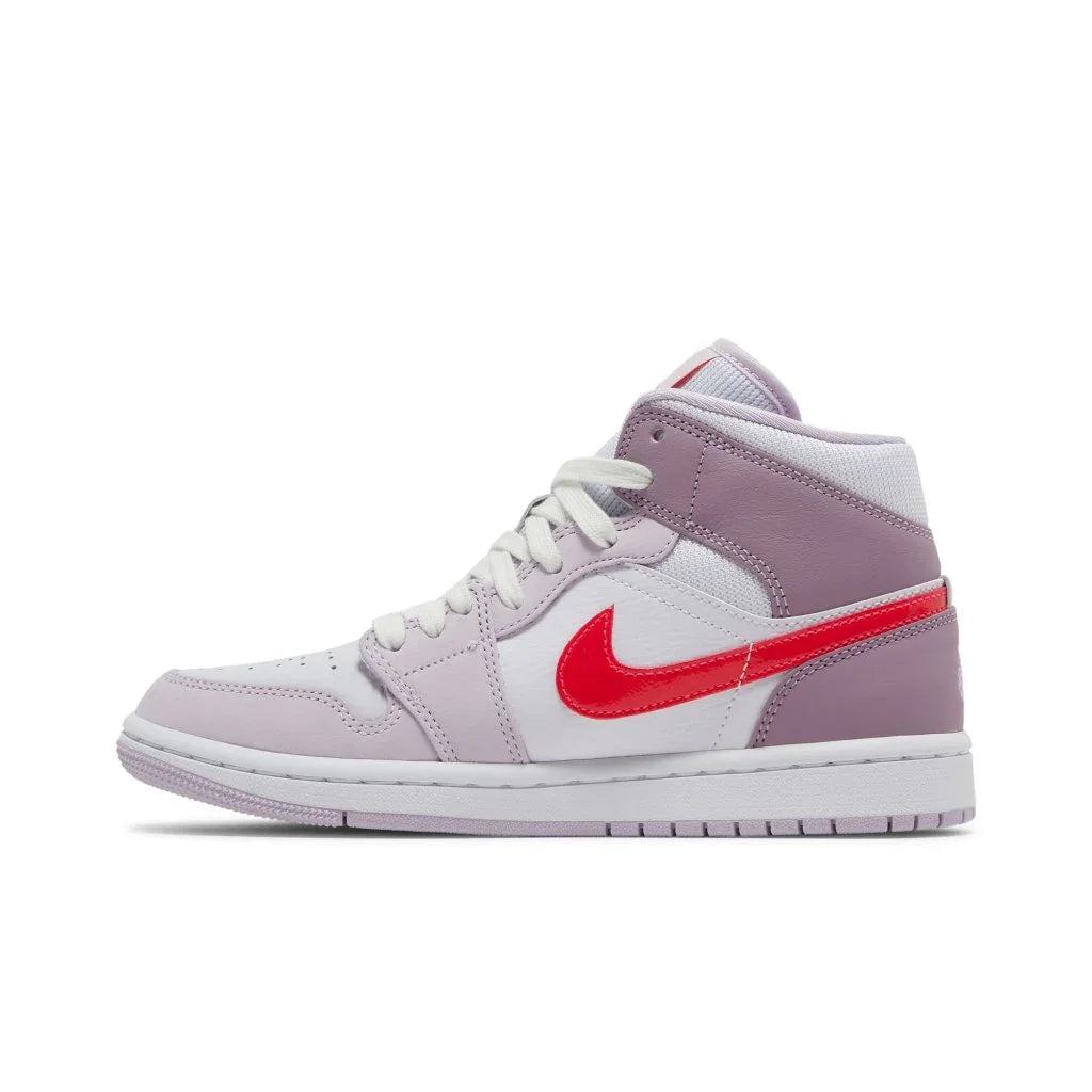 Air Jordan 1 Mid Valentine's Day (2022) dámské tenisky
