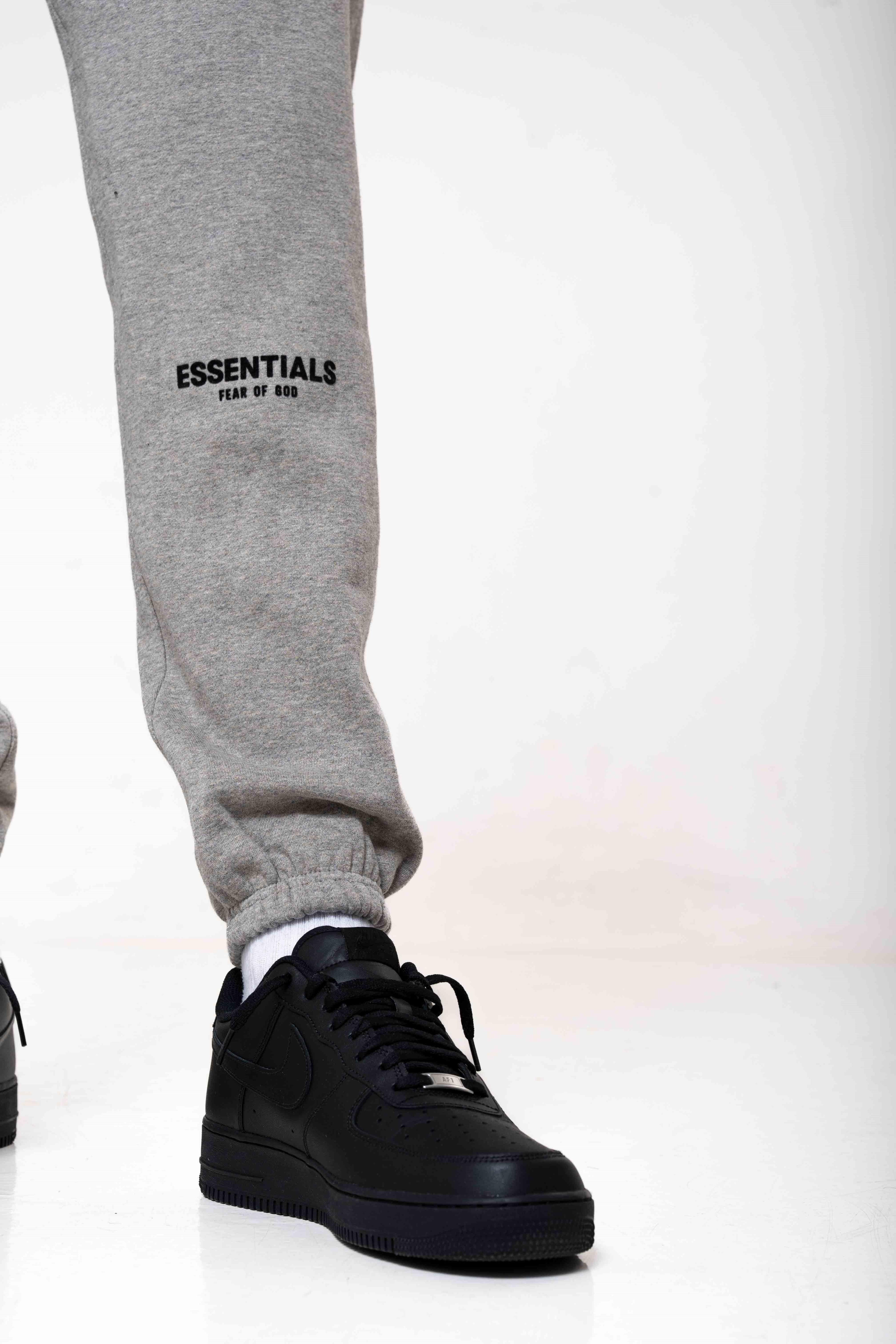 Fear of God Essentials Sweatpants Dark Oatmeal logo detail