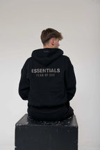 Essentials Jet Black mikina se zipem