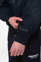 Essentials Jet Black mikina se zipem