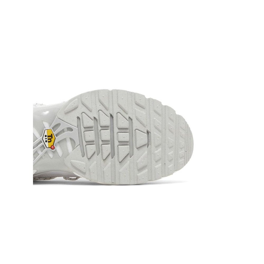 Nike Air Max Plus Utility 'White Safety Orange'