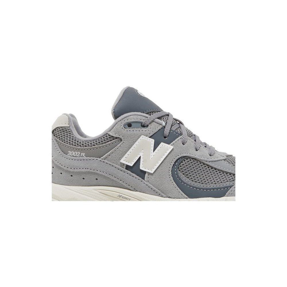 New Balance 2002R Big Kid 'Steel Lead'