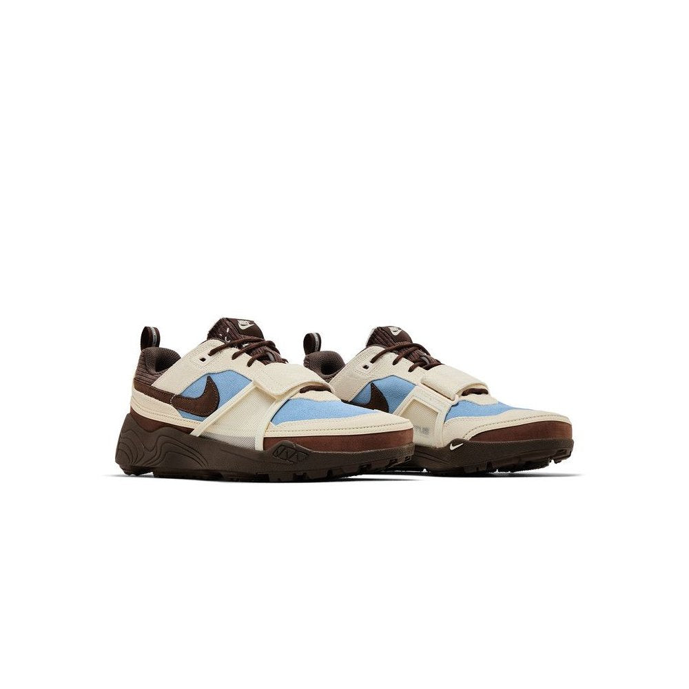 Travis Scott x Nike Zoom Field Jaxx 'Leche Blue'