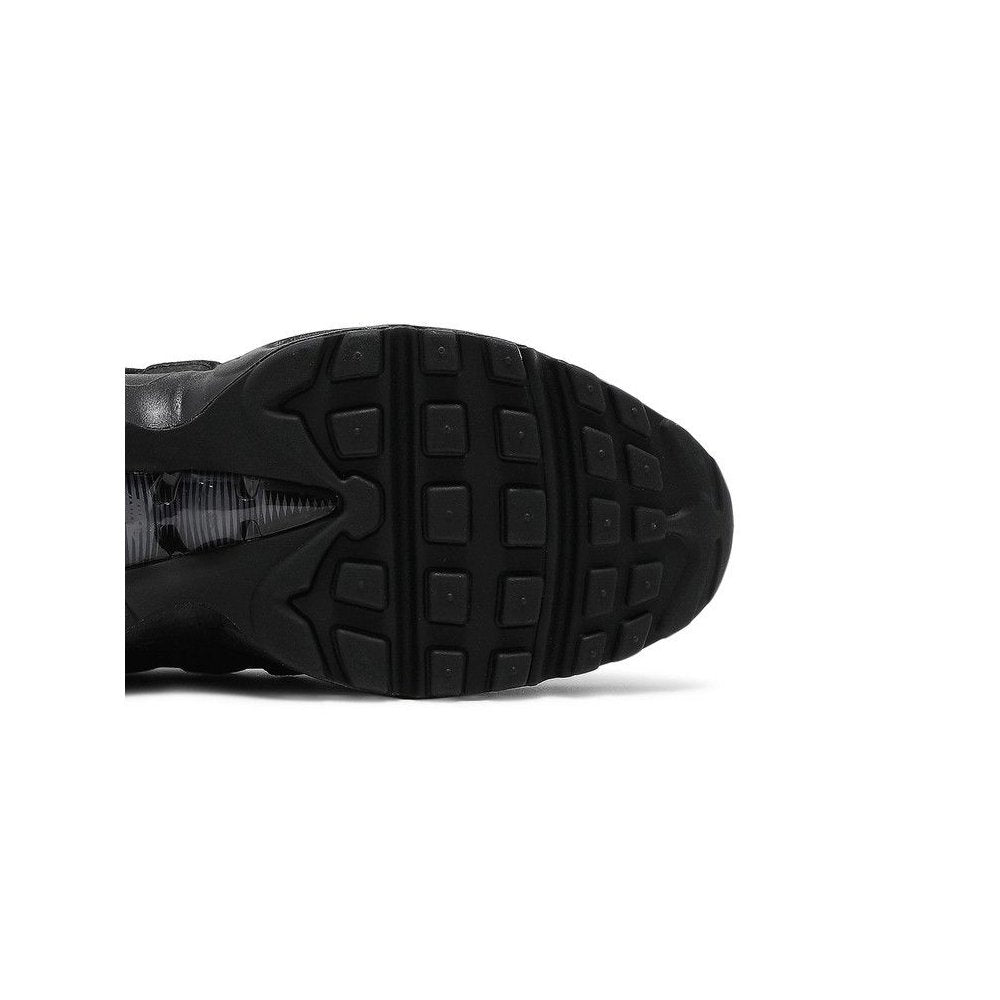 Nike Air Max 95 Essential 'Triple Black'