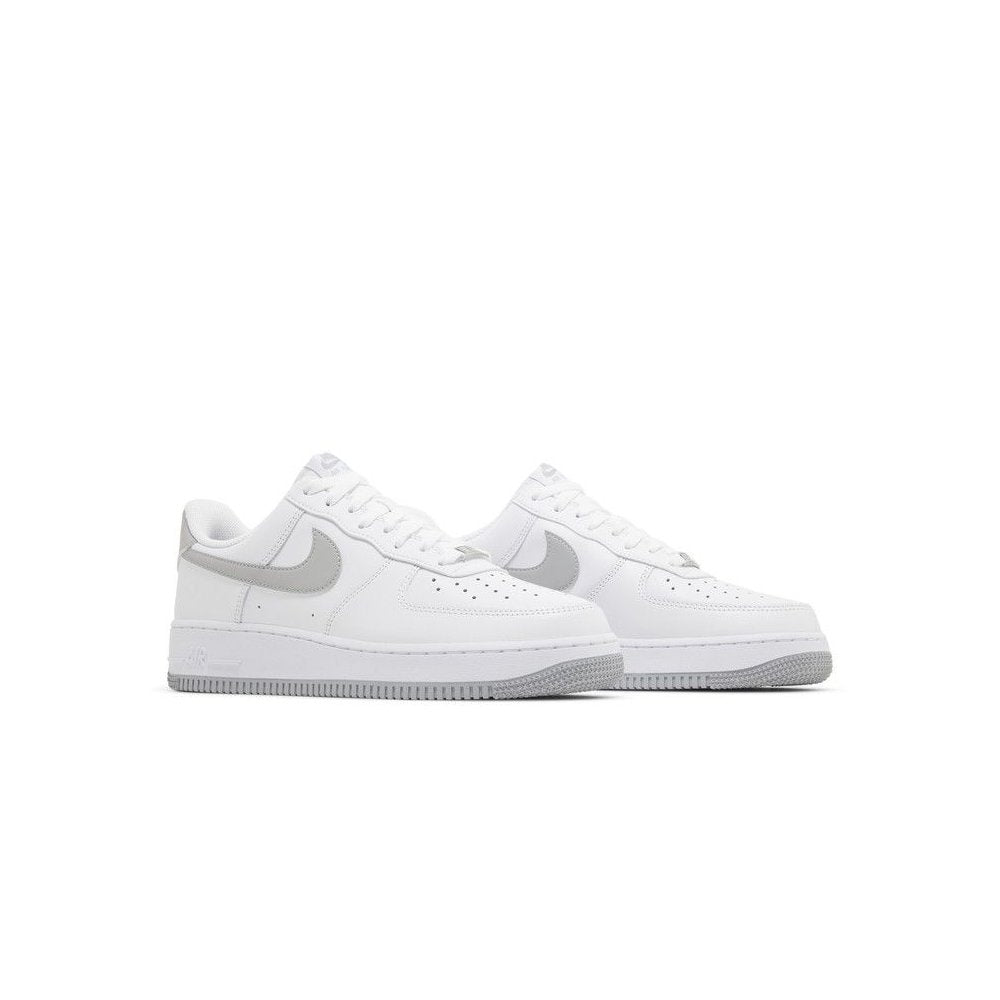 Nike Men's Air Force 1 '07 'White Light Smoke Grey'