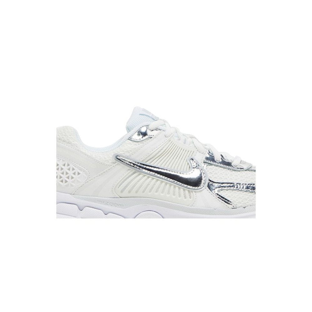 Nike Wmns Air Zoom Vomero 5 'Chrome Toe'