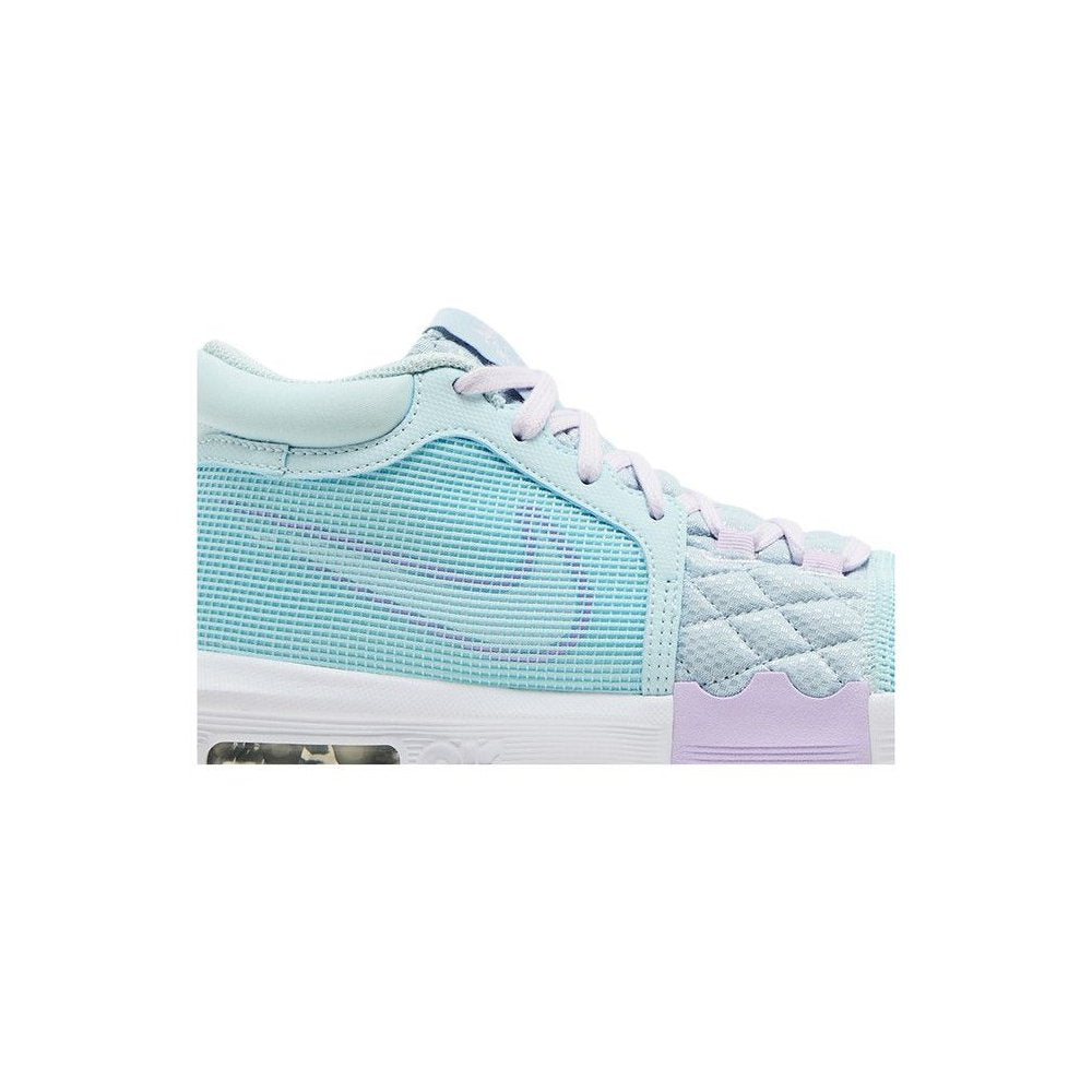 Nike LeBron Witness 8 'Easter'