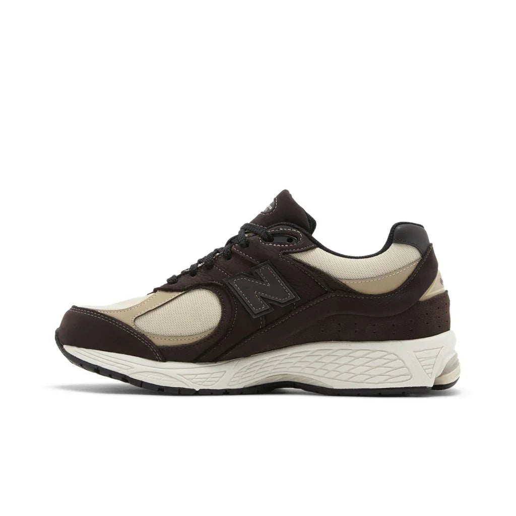 New Balance 2002R Gore-Tex Black Coffee tenisky