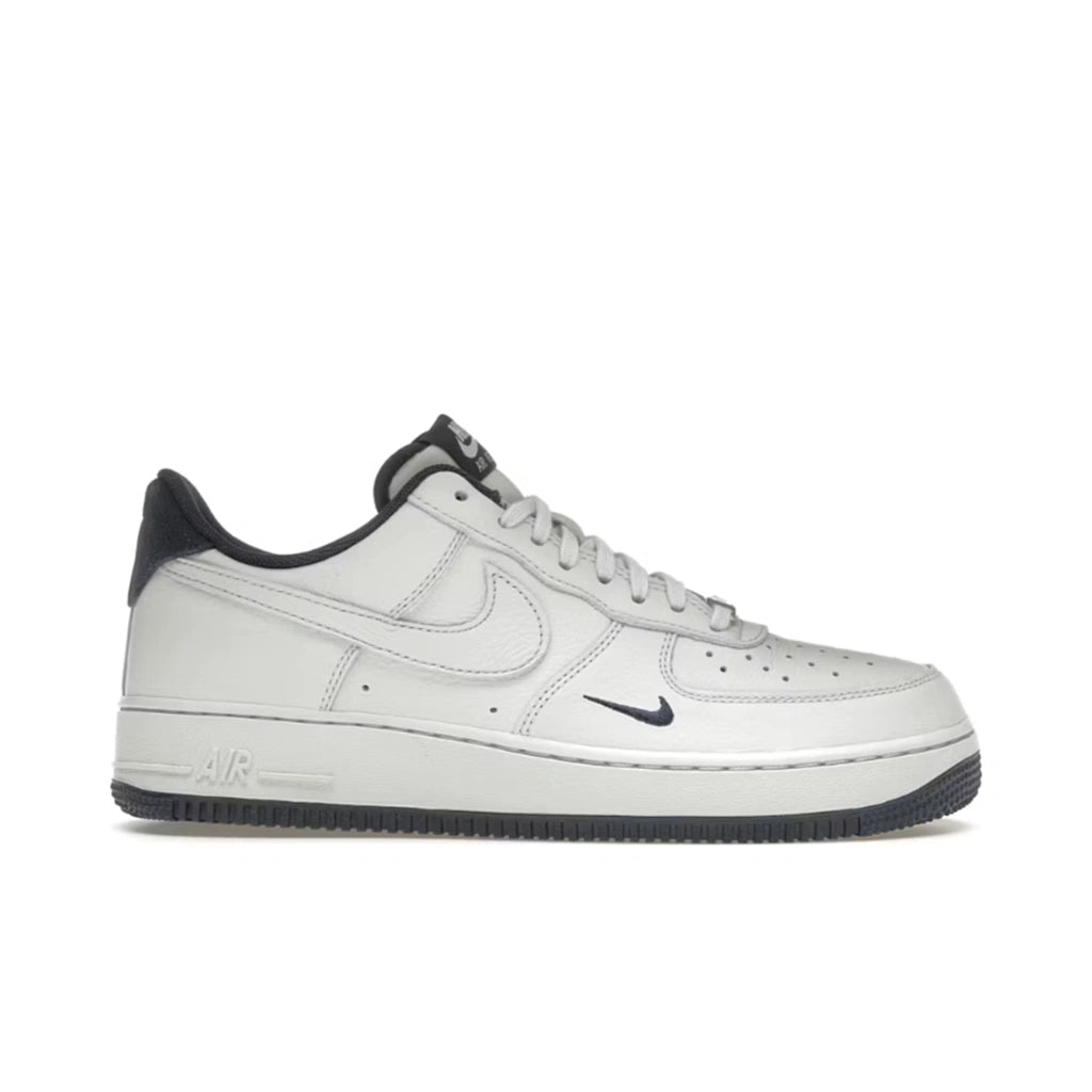 Nike Air Force 1 Low '07 LV8 Photon Dust Obsidian