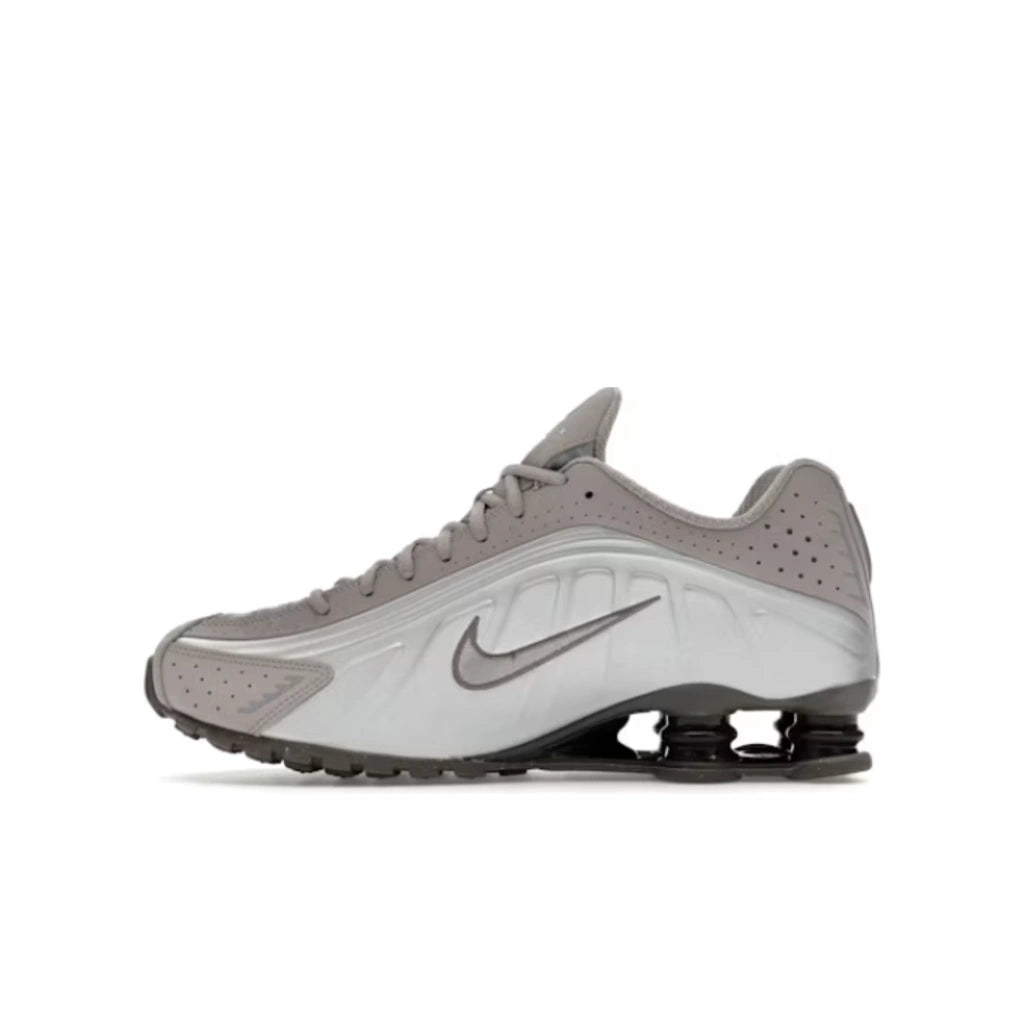 Nike Shox R4 Cave Stone